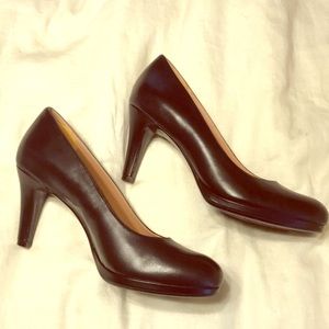 Naturalizer N5 countour pumps